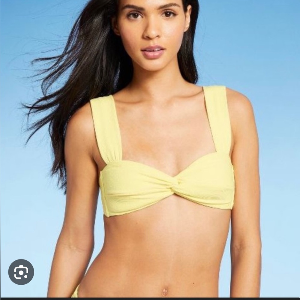 NWT - Target -Set of 2 Juniors textured twist front bralette bikini top Size L
